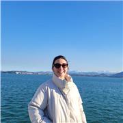 Constante y paciente, enfocada en alumnos de todas las edades